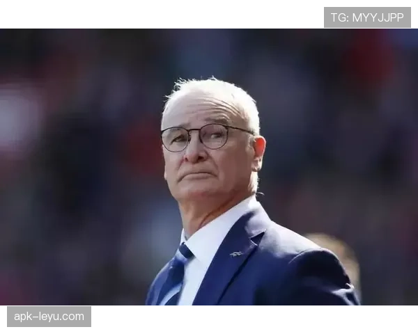 Foden训练场趣事频出：绿茵场上的幽默瞬间引爆球迷热议