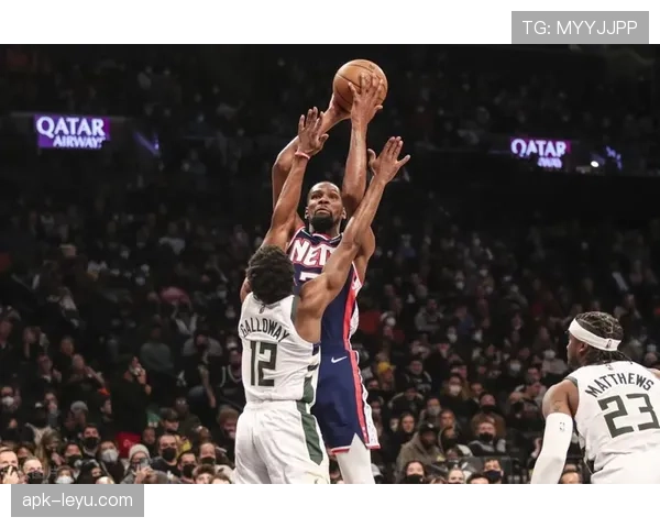 托纳利战术解析：持续发力重塑攻防体系，赛场表现亮眼